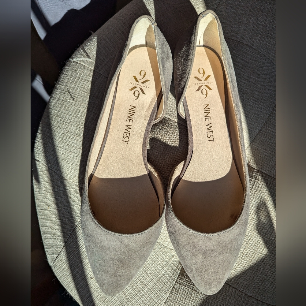 Nine West flats taupe- size 7.5